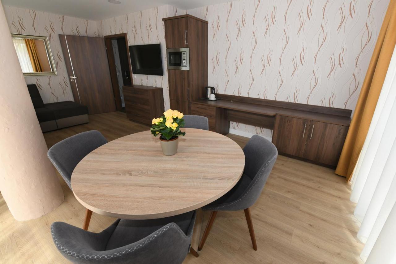 מלון Jade Hotel-ezuesthid Veszprém