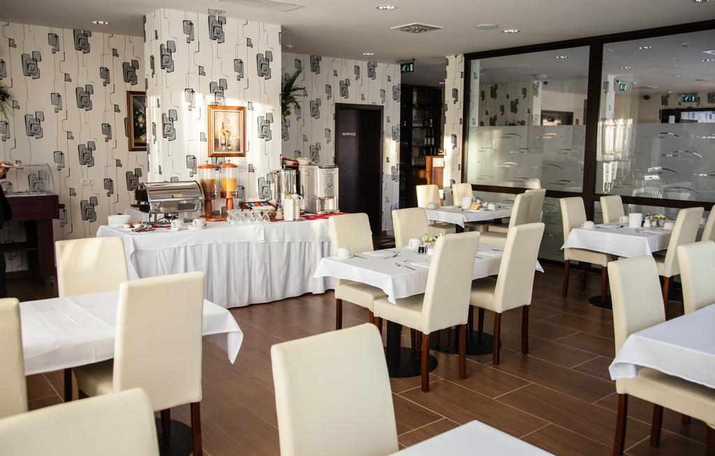 מלון Jade Hotel-ezuesthid 4*