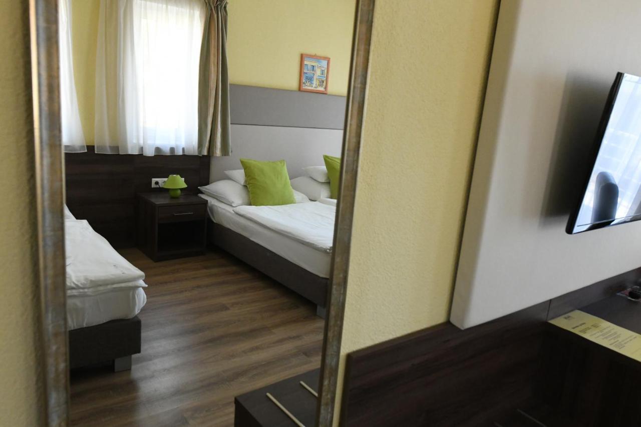 Отель Jade Hotel-ezuesthid 4*