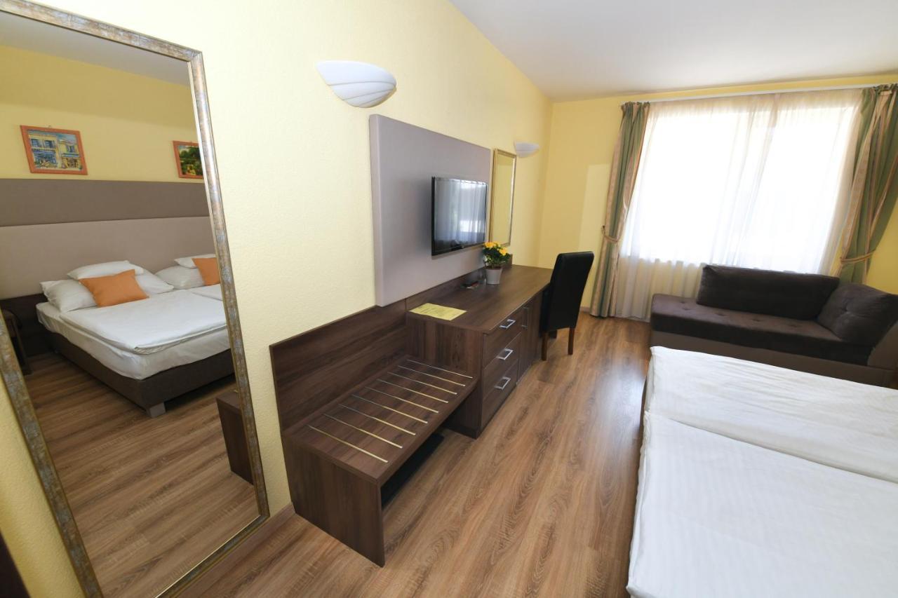 Jade Hotel-ezuesthid Веспрем