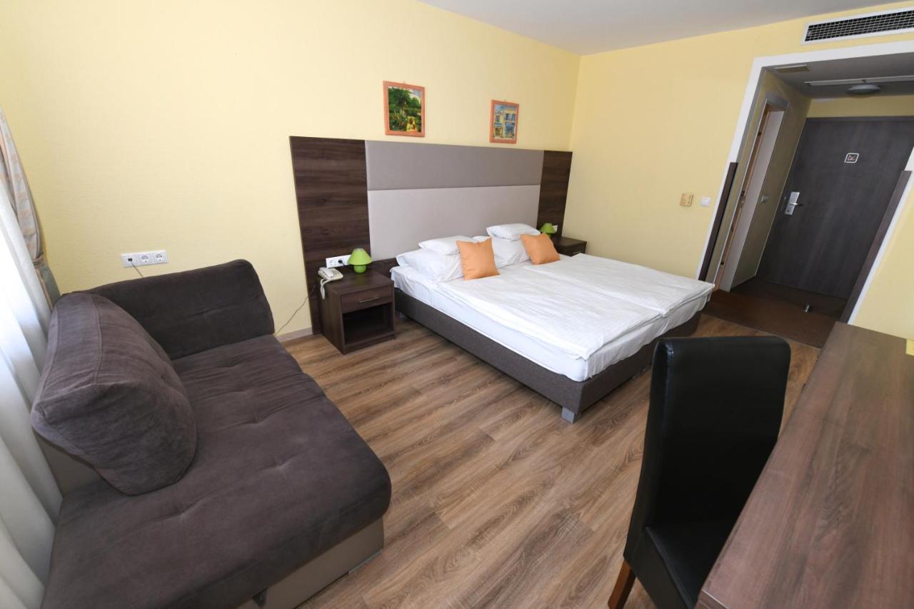 Отель Jade Hotel-ezuesthid