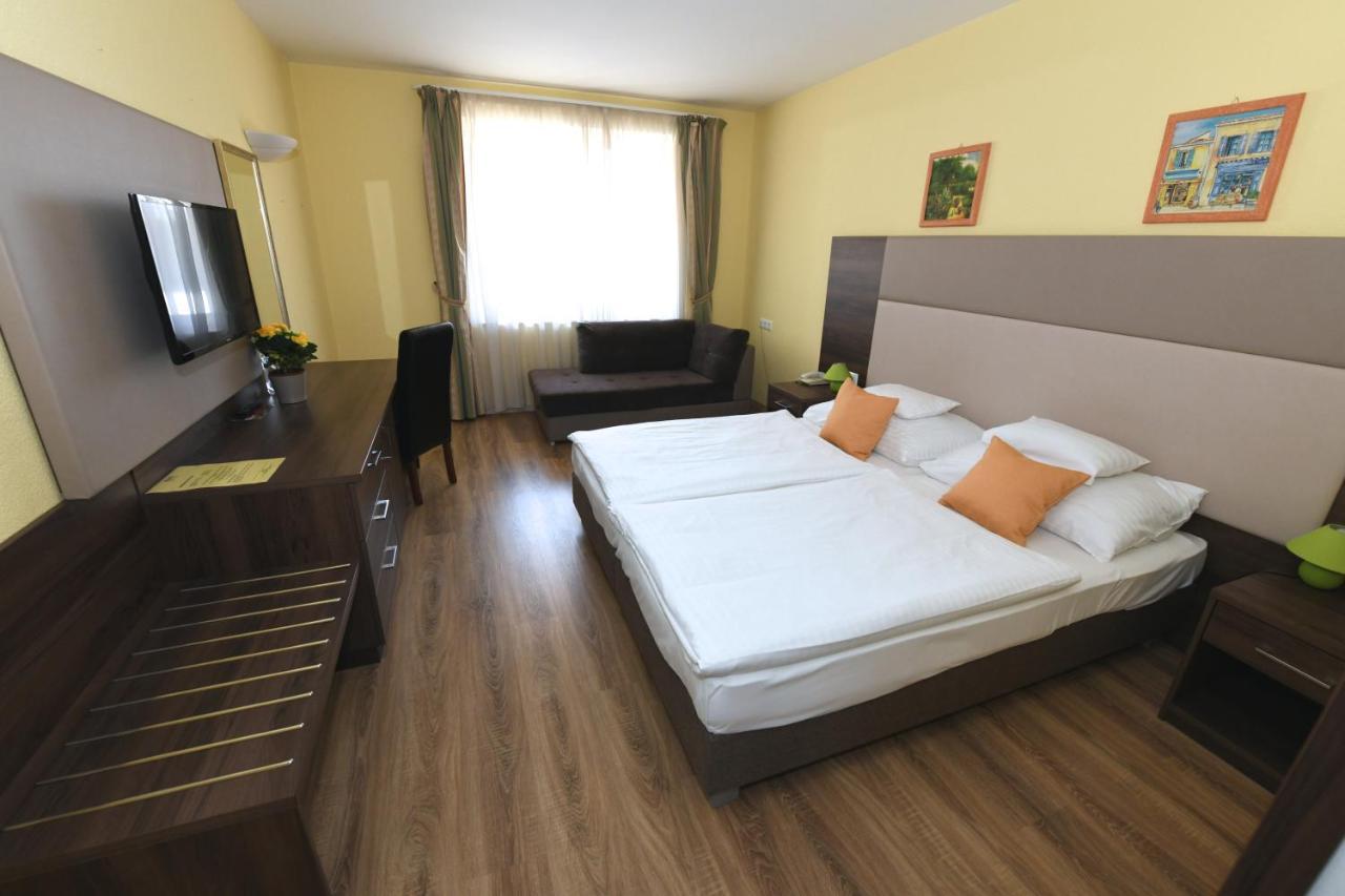 Отель Jade Hotel-ezuesthid 4*